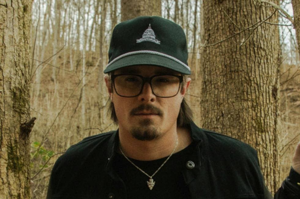 HARDY et sa femme, Caleigh, attendent leur premier enfant.