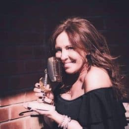 Entrevue de Sylvain Caron avec Carole Ann King sur Hit Country!